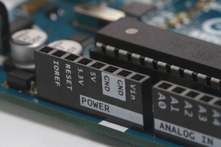 How to Choose the Right Microcontroller for Your Embedded Project