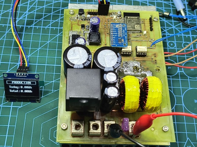 working of esp32 based solar mppt charger pcb board